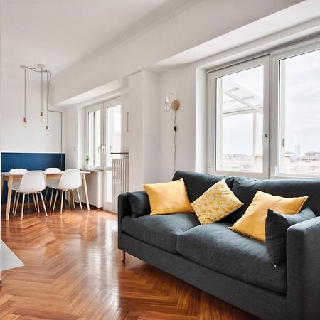 Urban House Carducci - Attic Apartment Торино Екстериор снимка