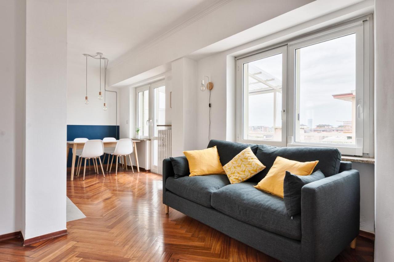 Urban House Carducci - Attic Apartment Торино Екстериор снимка